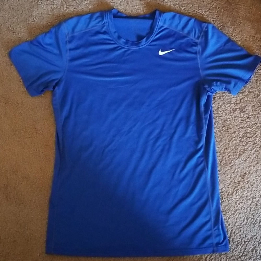 Nike dri fit mens shirt